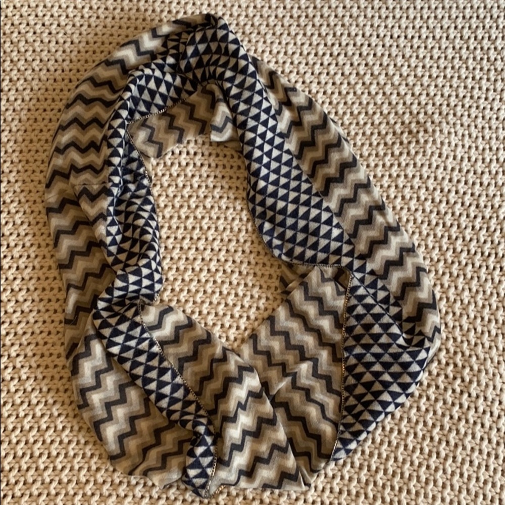 Anthropologie wool infinity scarf herringbone